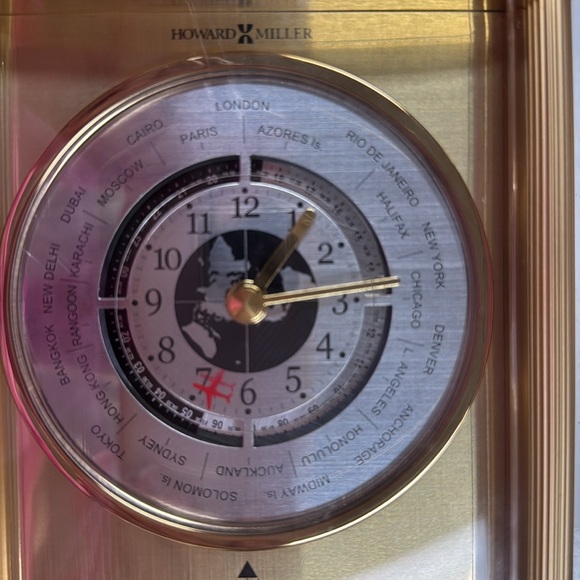 Howard Miller World Time Clock - Picture 3 of 16